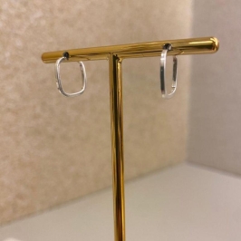 Brinco argola quadrada P