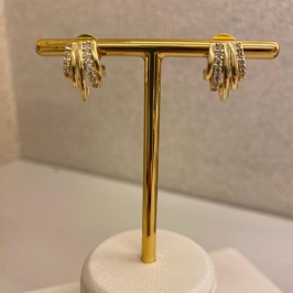 Brinco garras lisas e cravejadas