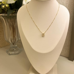 Corrente com pingente letra pequena cravejada S