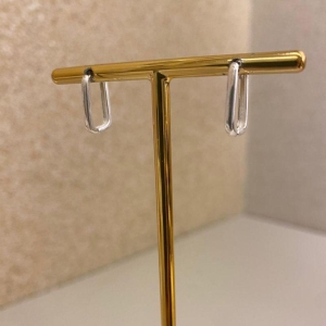 Brinco argola quadrada M