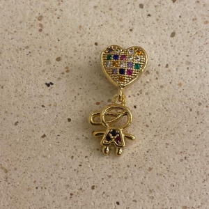 Pingente menino com coração