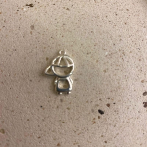 Pingente menino liso Prata