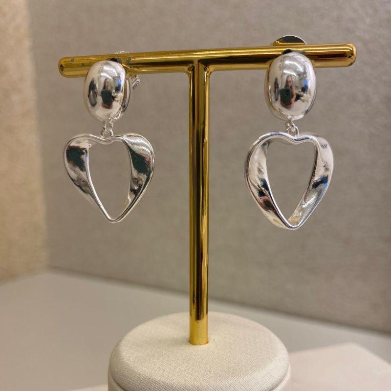 Brinco Amélia Prata