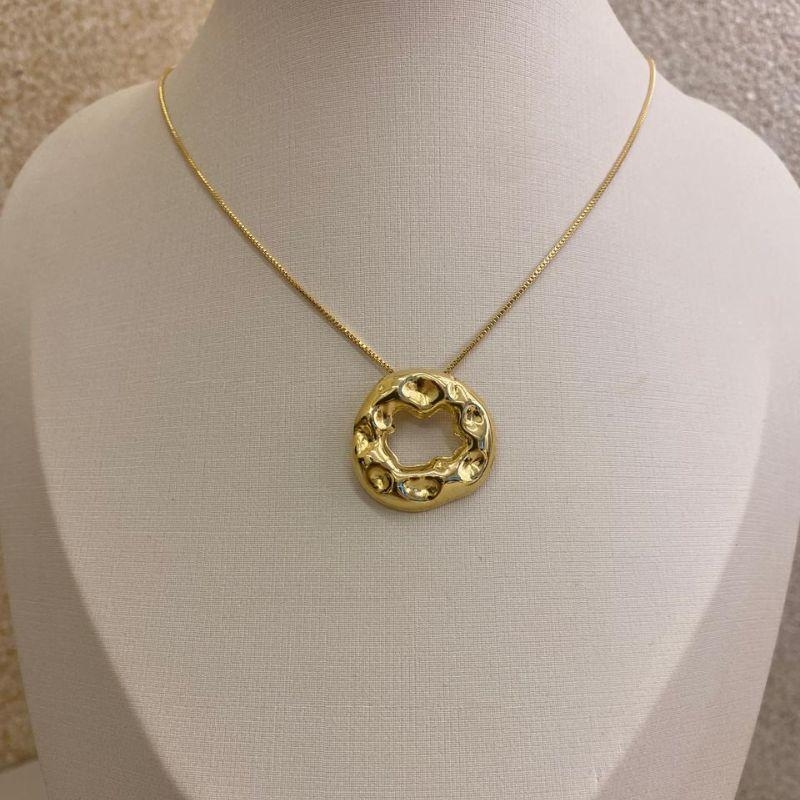 Corrente veneziana com pingente organico