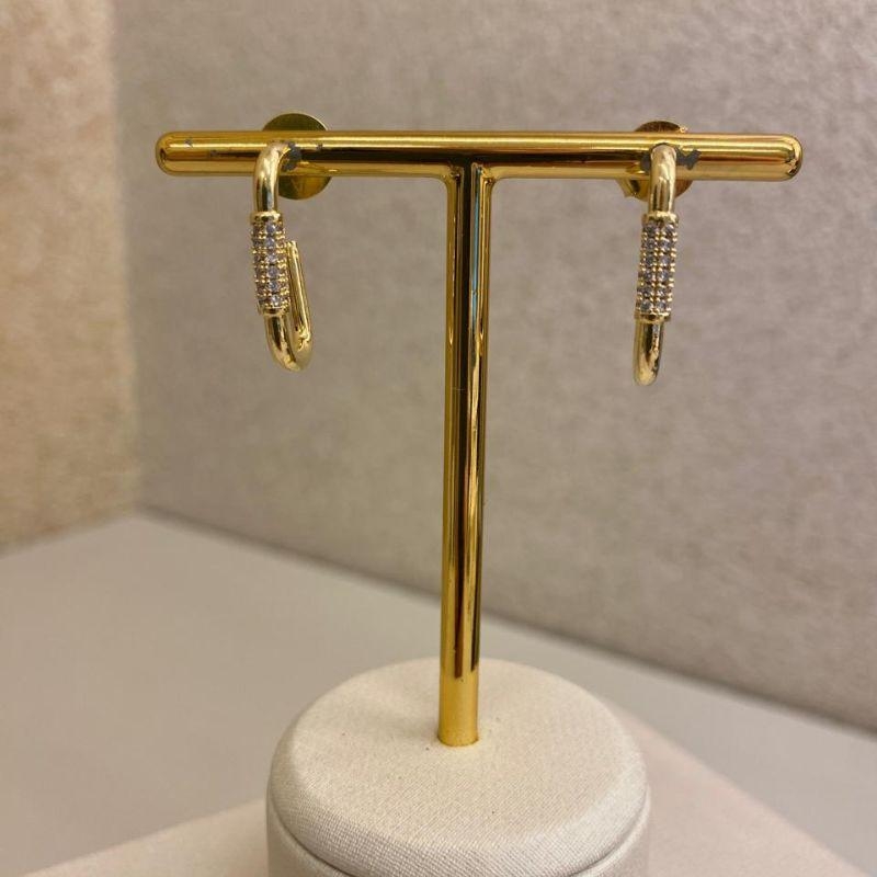 Brinco pino fixo tubo cravejado