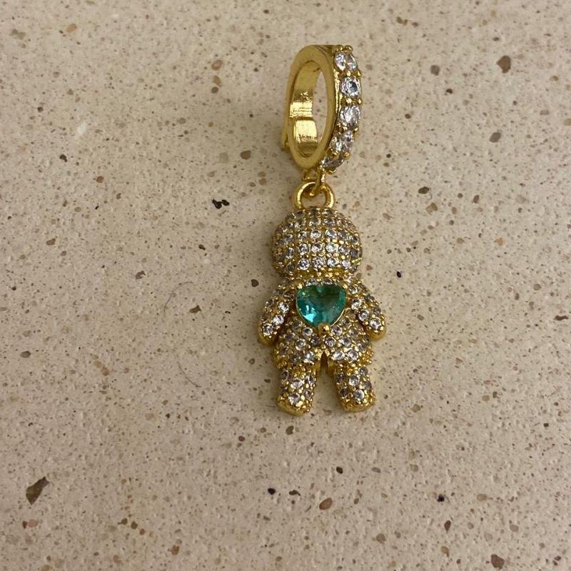 Pingente menino todo cravejado