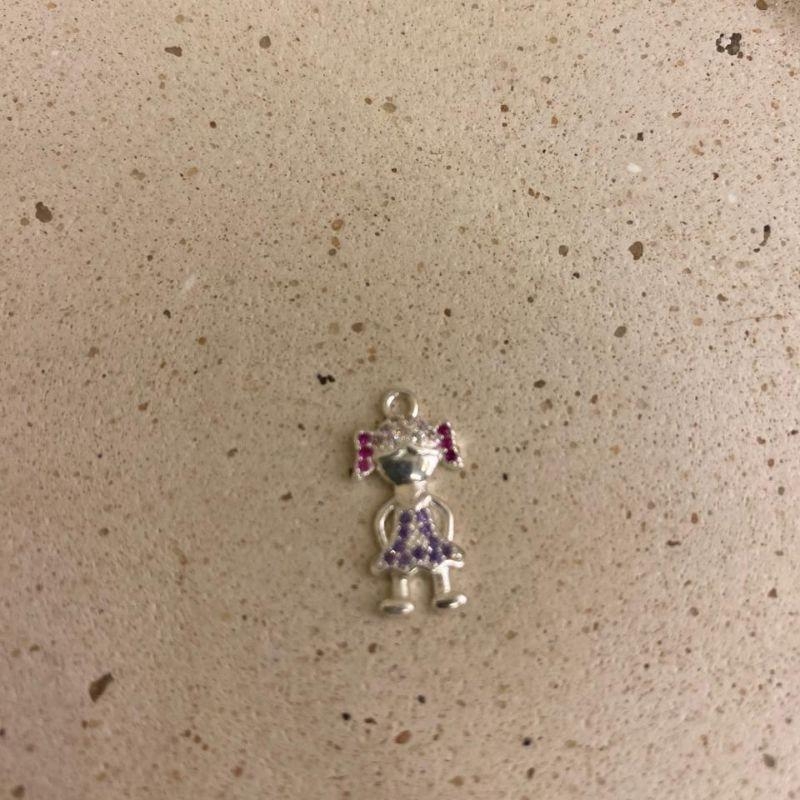 Pingente menina cravejado colors Prata