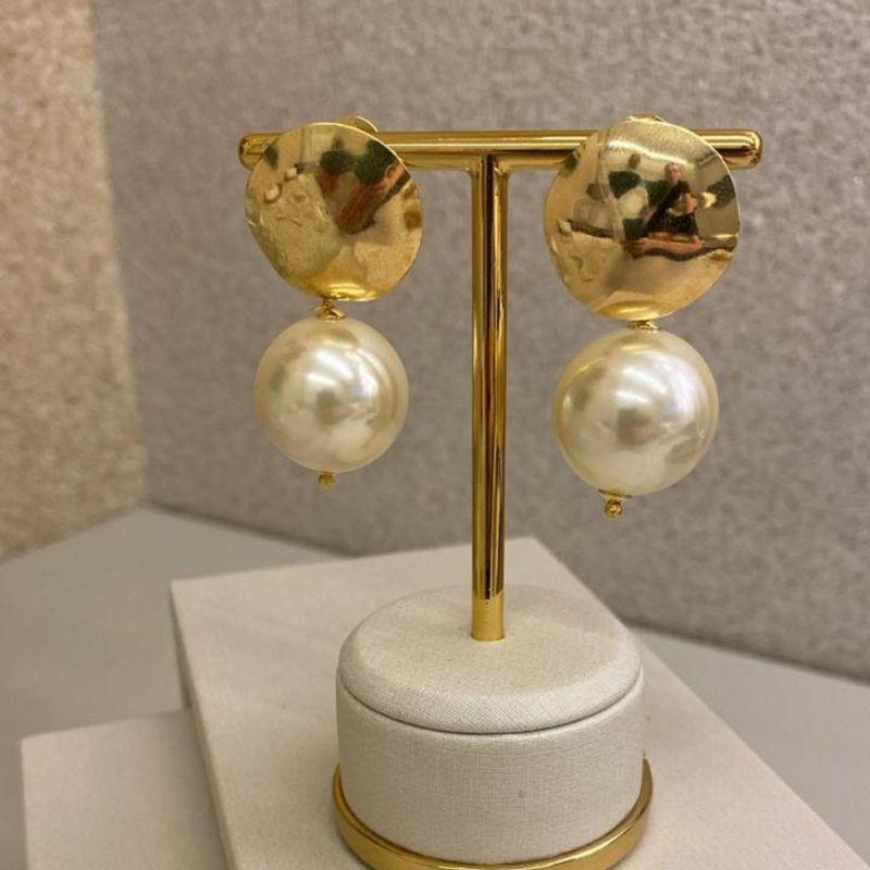 Brinco Contemporâneo Pérola 