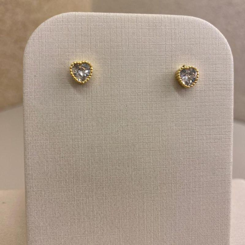 Brinco pino fixo coração ponto de luz