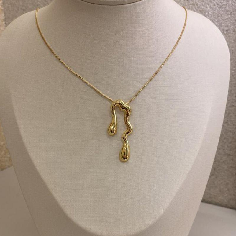 Corrente veneziana com pingente derretido