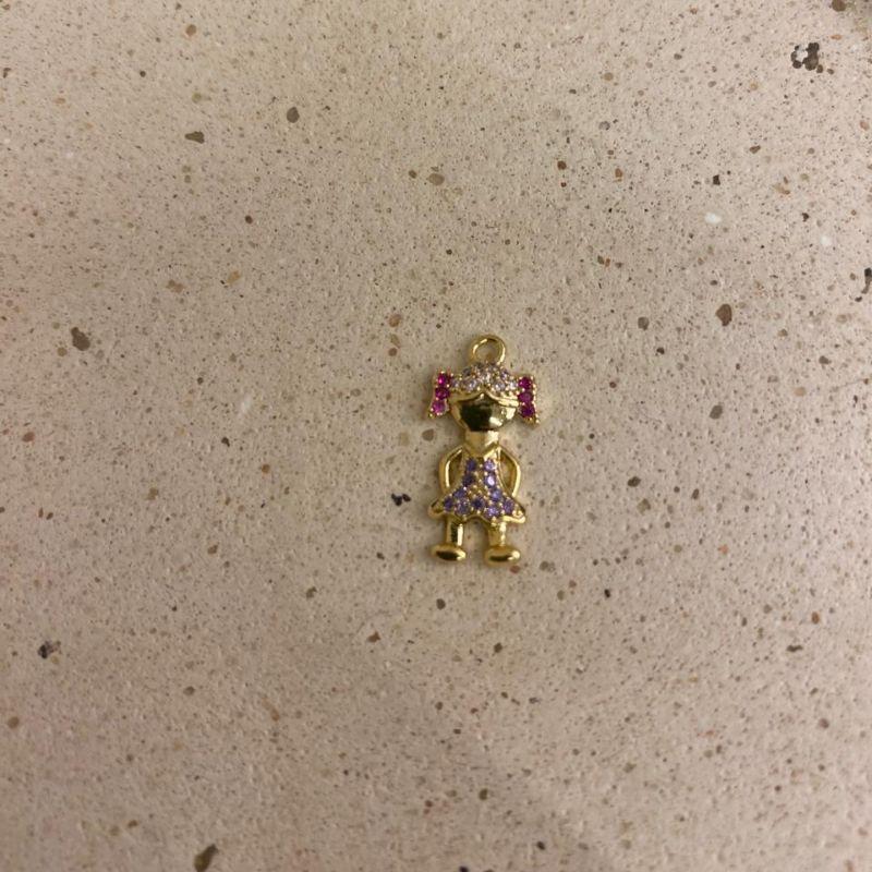 Pingente menina cravejado colors