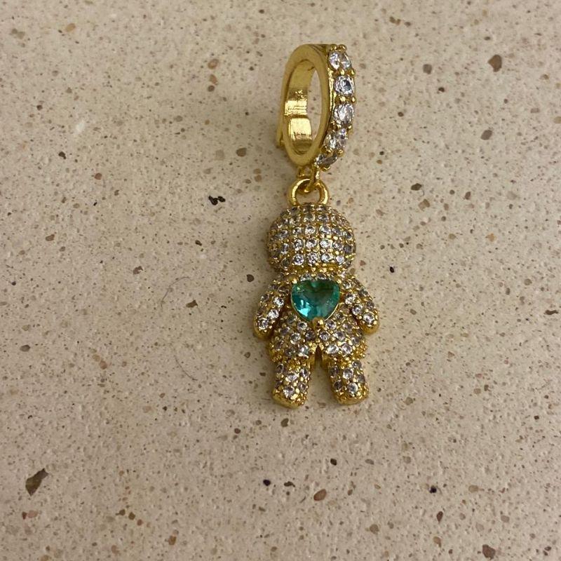 Pingente menino todo cravejado